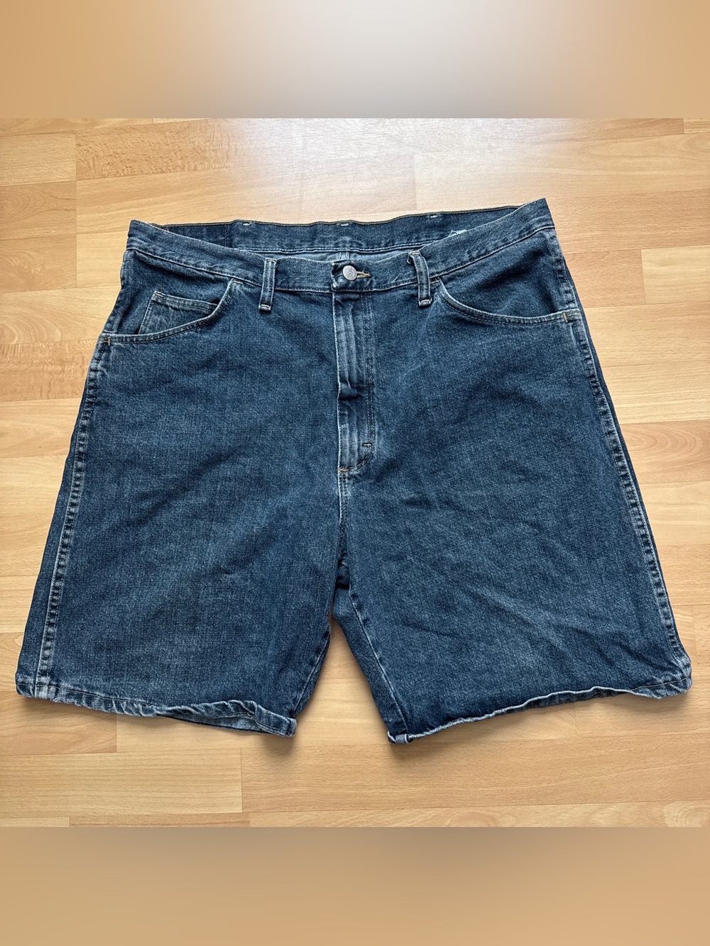 Vintage Wrangler Hero Dark Indigo Wash Jorts Mens Size 36
